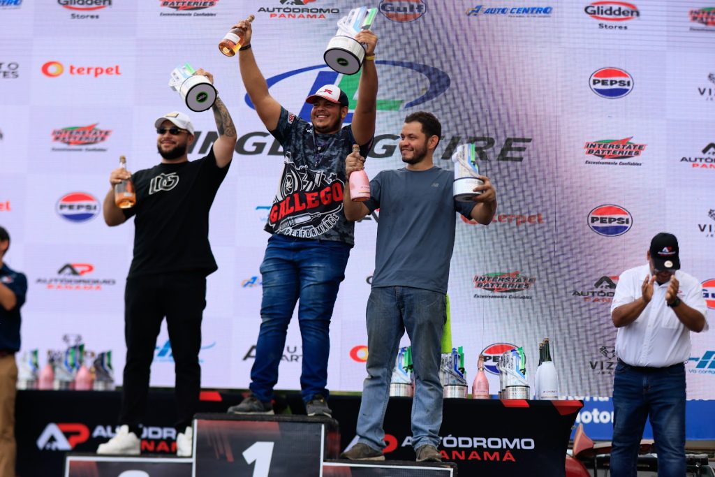 ENTRETENIMIENTO EVENTOS  | Autódromo Panamá cierra con broche de oro y récords la temporada de Aceleración