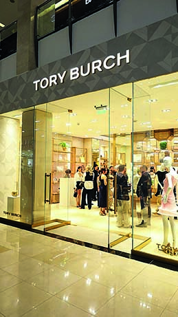 LIFESTYLE  | TORY BURCH SE RENUEVA