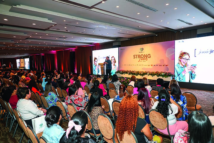 BLINK EVENTOS  | Celebran Strong Ladies 2024