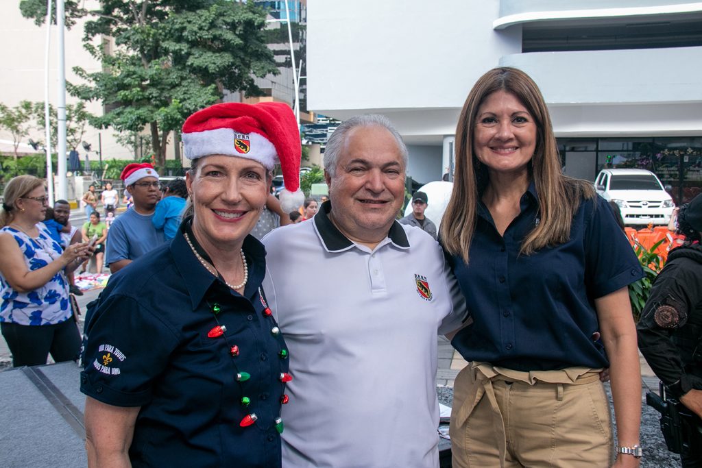 EMPRESARIALES EVENTOS  | Magia navideña en la ‘Calle de los Osos’