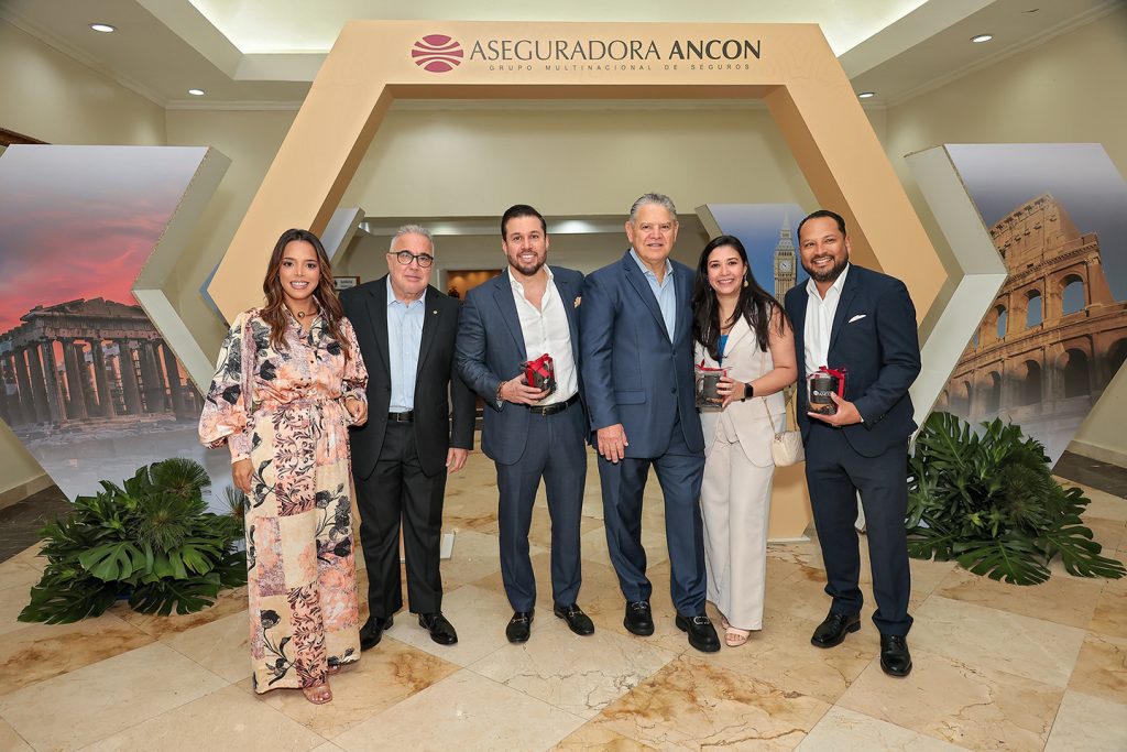 EMPRESARIALES EVENTOS  | ASEGURADORA ANCÓN INICIA EL 2025 RECONOCIENDO LA EXCELENCIA